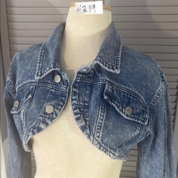 Fashion Nova Blue Jean Jacket - Picture 2 of 13